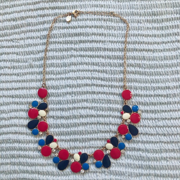 Statement necklace. - Picture 1 of 4